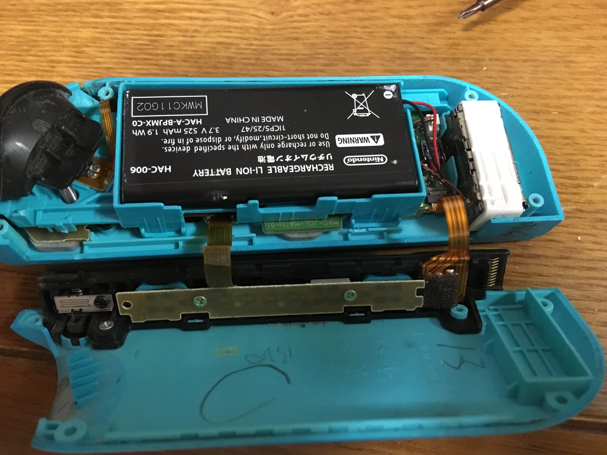 自分で修理Switchジョイコンのスティックを修理しました！（スティックバグ） - シャインエステート