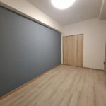 クローバーハイツ上野芝307 アクセントクロス