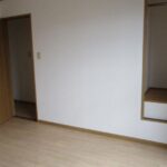 山本町5丁目 室内